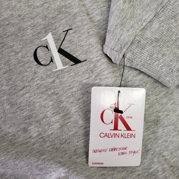 Calvin Klein CK One Loungewear Crop Hoodie QS6427 - Picture 5 of 6